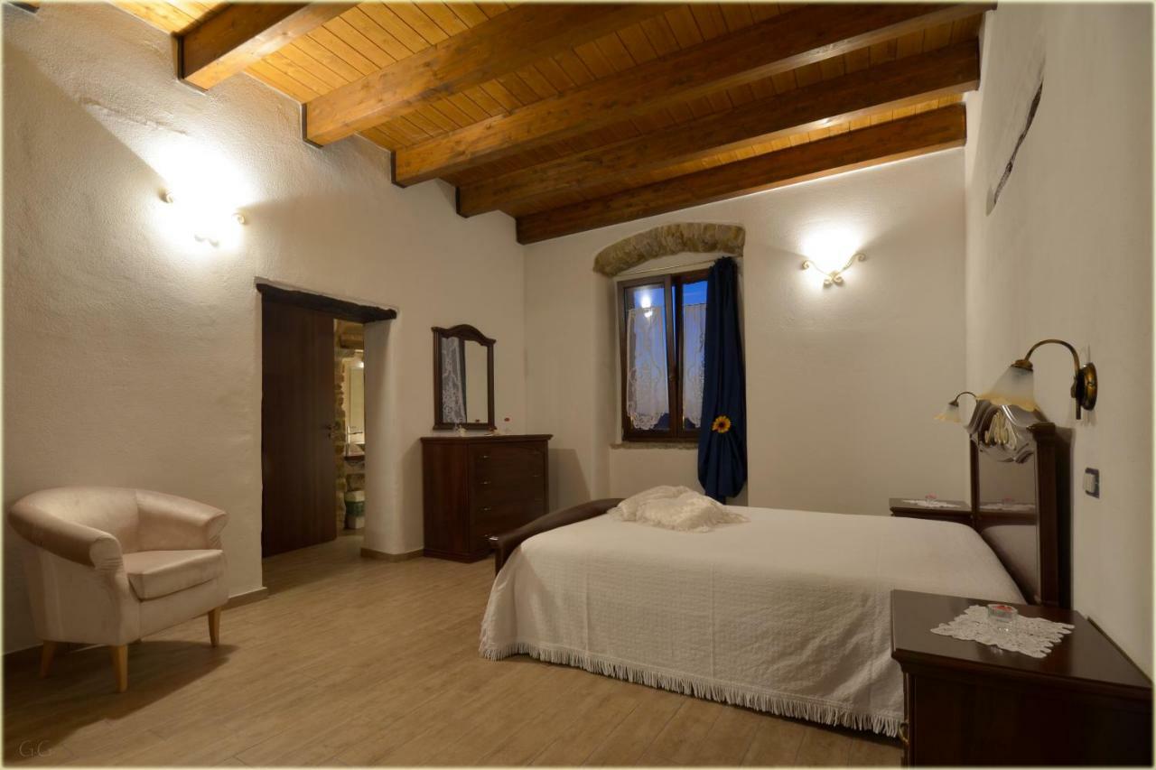 Hotel Il Palazzo Del Barone - Stanza Dei Maiorana à Pietrapertosa Extérieur photo
